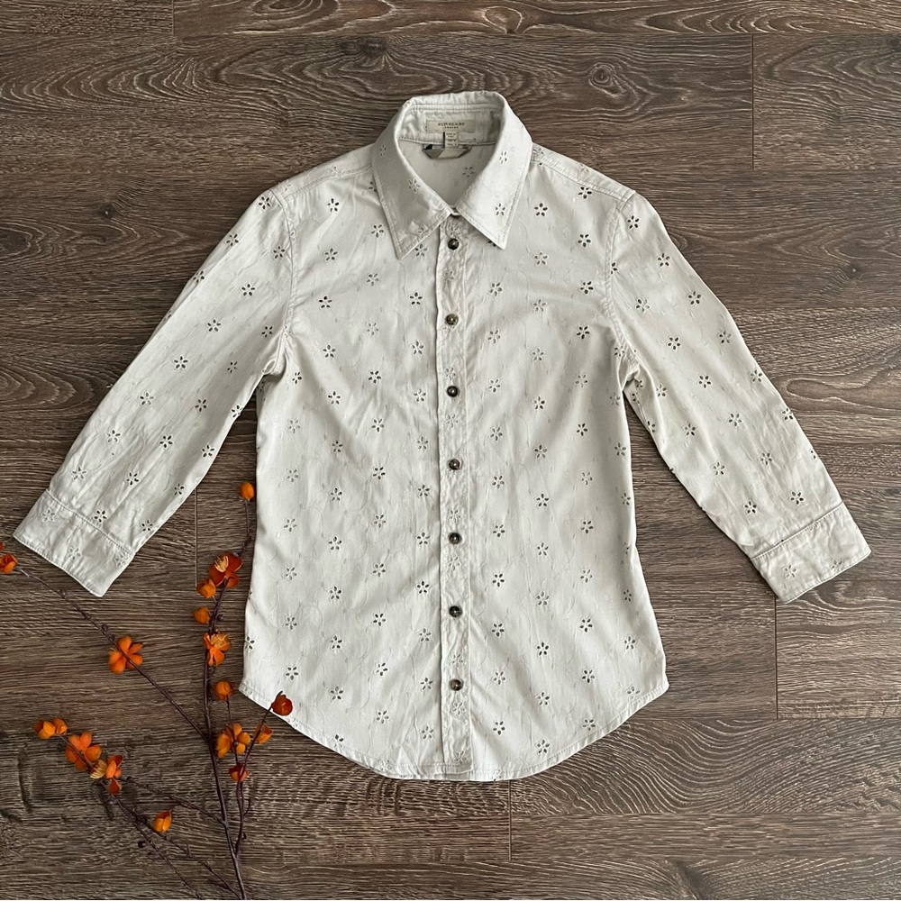 RARE Burberry Embroidered 3/4 Sleeves Button Down Shirt